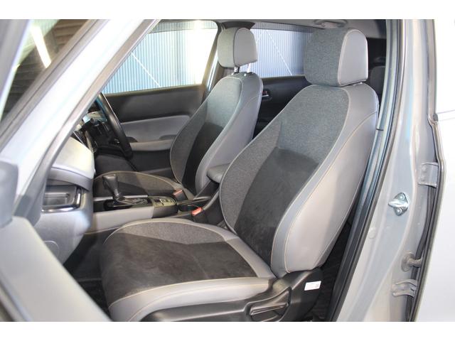フィット ｅ：ＨＥＶ　ＲＳ　禁煙車／ホンダセンシング／純正９インチナビ／ハーフレザーシート／バックカメラ／ＥＮＫＥＩ１６インチホイール／クリアランスソナー／レーダークルーズコントロール／レーンキープアシスト／ＬＥＤヘッドライト（45枚目）
