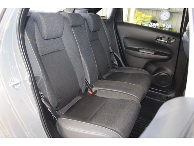 フィット ｅ：ＨＥＶ　ＲＳ　禁煙車／ホンダセンシング／純正９インチナビ／ハーフレザーシート／バックカメラ／ＥＮＫＥＩ１６インチホイール／クリアランスソナー／レーダークルーズコントロール／レーンキープアシスト／ＬＥＤヘッドライト（50枚目）
