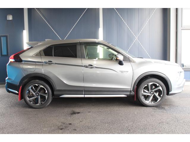 エクリプスクロスＰＨＥＶ Ｇ　禁煙車／純正ナビ／バックカメラ／フルセグ／レーダークルーズコントロール／４ＷＤ／コーナーセンサー／アダプティブＬＥＤヘッドライト／ブルートゥース接続／スマートキー／パワーシート／シートヒーター／ＥＴＣ（32枚目）