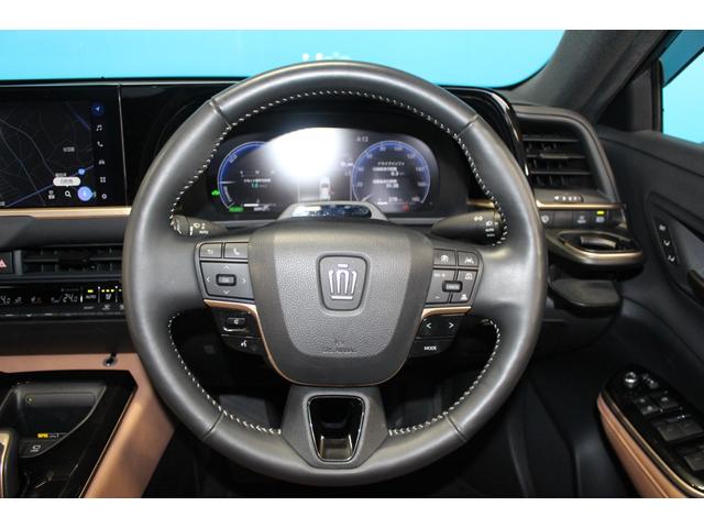 TOYOTA CROWN SPORT Z