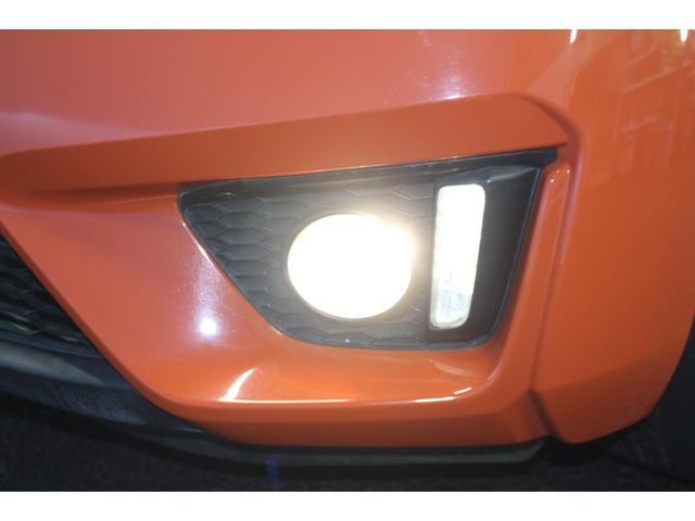 フィット RS ナビ装着用スペシャルパッケージ/衝突軽減システム/クルーズコントロール/純正アルミ16インチ/寒冷地仕様/USB入力端子/Bluetooth/フォグ/バックカメラ/ETC/スマートキー/6MT/ABS(40枚目)