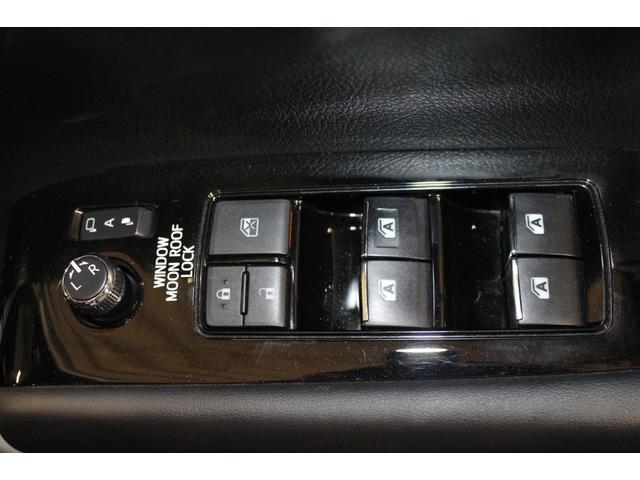 TOYOTA ALPHARD 3.5 EXECUTIVE LOUNGE S