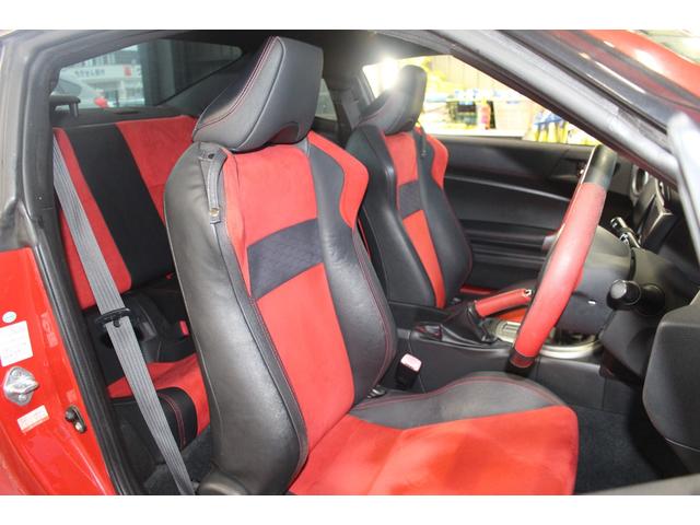86 GTリミテッド 禁煙車/TRDエアロ/TRD4本出しマフラー/RAYS18インチアルミホイール/TEIN車高調/ハーフレザーシート/シートヒーター/Carrozzeria製ディスプレイオーディオ/バックカメラ/ETC(11枚目)