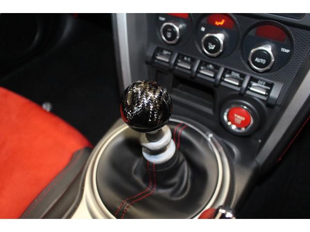 86 GTリミテッド 禁煙車/TRDエアロ/TRD4本出しマフラー/RAYS18インチアルミホイール/TEIN車高調/ハーフレザーシート/シートヒーター/Carrozzeria製ディスプレイオーディオ/バックカメラ/ETC(24枚目)