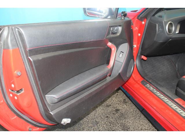 86 GTリミテッド 禁煙車/TRDエアロ/TRD4本出しマフラー/RAYS18インチアルミホイール/TEIN車高調/ハーフレザーシート/シートヒーター/Carrozzeria製ディスプレイオーディオ/バックカメラ/ETC(50枚目)