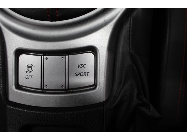 86 GTリミテッド 禁煙車/TRDエアロ/TRD4本出しマフラー/RAYS18インチアルミホイール/TEIN車高調/ハーフレザーシート/シートヒーター/Carrozzeria製ディスプレイオーディオ/バックカメラ/ETC(63枚目)