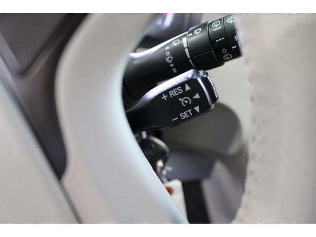 シエナ ＳＥ　プリファードｐｋｇ／禁煙／／実走行証明付／サンルーフ／両側パワースライドドア／後席モニター／クルーズコントロール／バックカメラ／衝突安全ボディ／バックカメラ／ブルートゥース／パークアシスト／ＥＴＣ（19枚目）