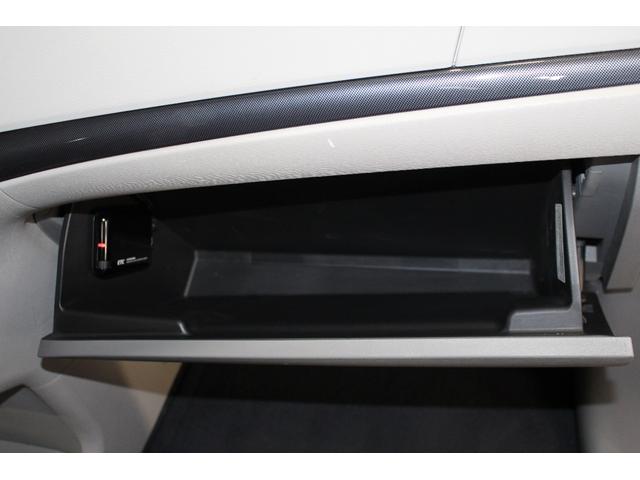 シエナ ＳＥ　プリファードｐｋｇ／禁煙／／実走行証明付／サンルーフ／両側パワースライドドア／後席モニター／クルーズコントロール／バックカメラ／衝突安全ボディ／バックカメラ／ブルートゥース／パークアシスト／ＥＴＣ（53枚目）