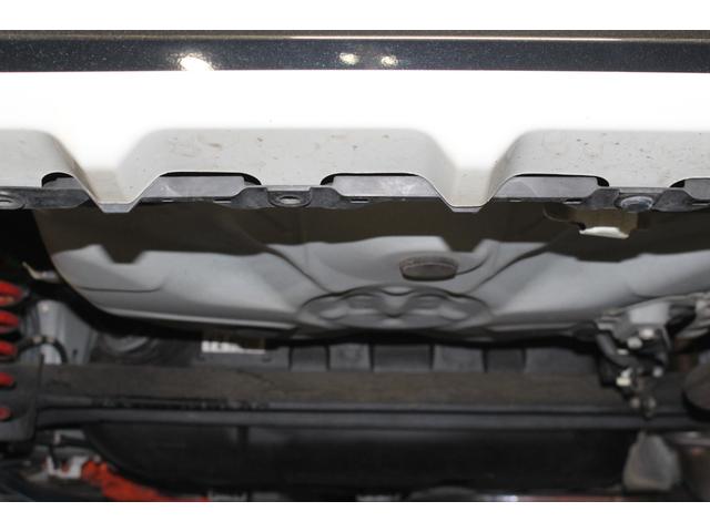 アクア Ｇ　ＧＲスポーツ・１７インチパッケージ　禁煙車／ＧＲ専用エアロ／専用足回り／専用内装／クルーズコントロール／純正９インチナビ／ハーフレザーシート／ＬＥＤ／オートマチックハイビーム／純正ＯＰ１７ＡＷ／レーンキープアシスト／パークアシスト（12枚目）