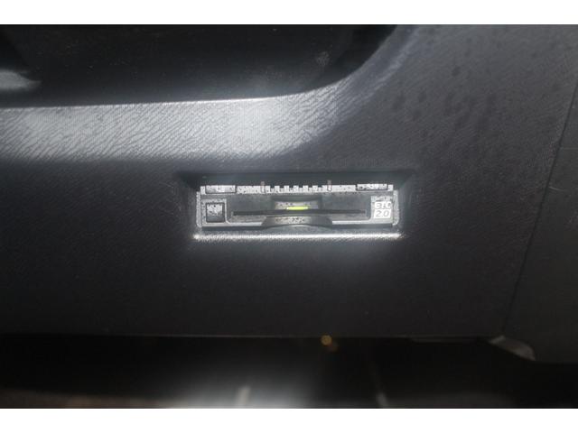 アクア Ｇ　ＧＲスポーツ・１７インチパッケージ　禁煙車／ＧＲ専用エアロ／専用足回り／専用内装／クルーズコントロール／純正９インチナビ／ハーフレザーシート／ＬＥＤ／オートマチックハイビーム／純正ＯＰ１７ＡＷ／レーンキープアシスト／パークアシスト（15枚目）