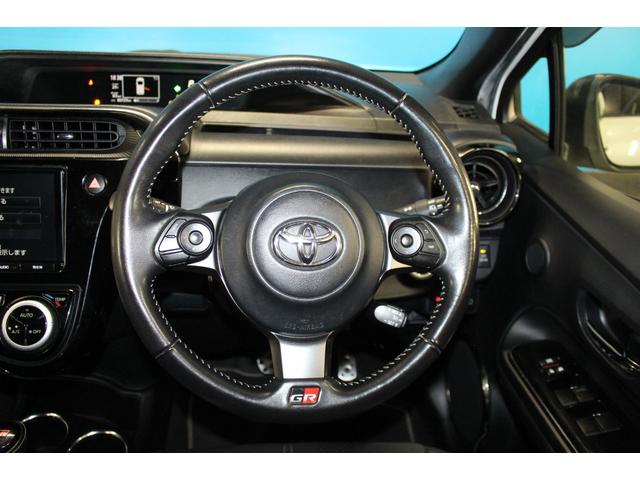 アクア Ｇ　ＧＲスポーツ・１７インチパッケージ　禁煙車／ＧＲ専用エアロ／専用足回り／専用内装／クルーズコントロール／純正９インチナビ／ハーフレザーシート／ＬＥＤ／オートマチックハイビーム／純正ＯＰ１７ＡＷ／レーンキープアシスト／パークアシスト（19枚目）