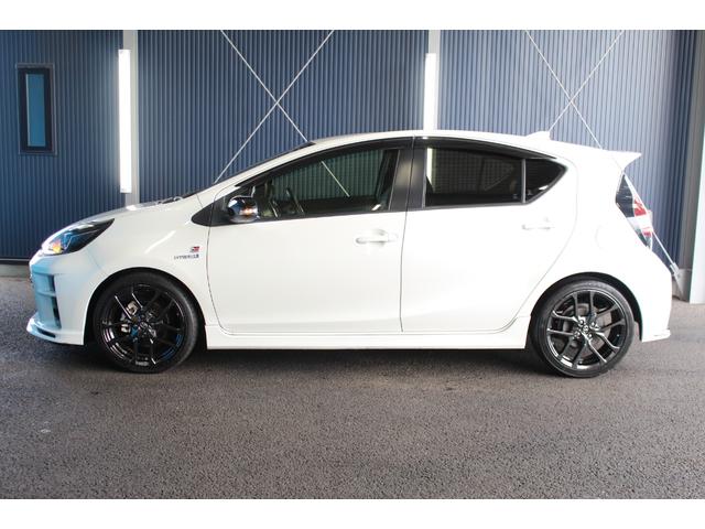 アクア Ｇ　ＧＲスポーツ・１７インチパッケージ　禁煙車／ＧＲ専用エアロ／専用足回り／専用内装／クルーズコントロール／純正９インチナビ／ハーフレザーシート／ＬＥＤ／オートマチックハイビーム／純正ＯＰ１７ＡＷ／レーンキープアシスト／パークアシスト（35枚目）