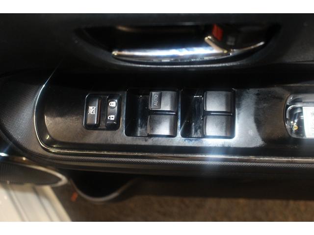 アクア Ｇ　ＧＲスポーツ・１７インチパッケージ　禁煙車／ＧＲ専用エアロ／専用足回り／専用内装／クルーズコントロール／純正９インチナビ／ハーフレザーシート／ＬＥＤ／オートマチックハイビーム／純正ＯＰ１７ＡＷ／レーンキープアシスト／パークアシスト（65枚目）