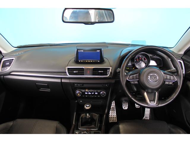 アクセラスポーツ ２２ＸＤ　Ｌパッケージ　ＢＯＳＥサウンド／禁煙／６速マニュアル／サンルーフ／マツダコネクトナビ／ターボ／パワーシート／ステアリングヒーター／シートヒーター／純正１８インチＡＷ／ＥＴＣ／バックカメラ／Ｂｌｕｅｔｏｏｔｈ接続／（6枚目）