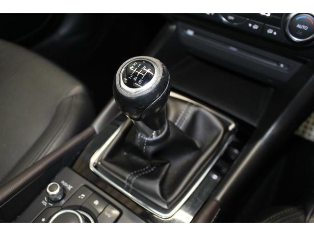 アクセラスポーツ ２２ＸＤ　Ｌパッケージ　ＢＯＳＥサウンド／禁煙／６速マニュアル／サンルーフ／マツダコネクトナビ／ターボ／パワーシート／ステアリングヒーター／シートヒーター／純正１８インチＡＷ／ＥＴＣ／バックカメラ／Ｂｌｕｅｔｏｏｔｈ接続／（14枚目）