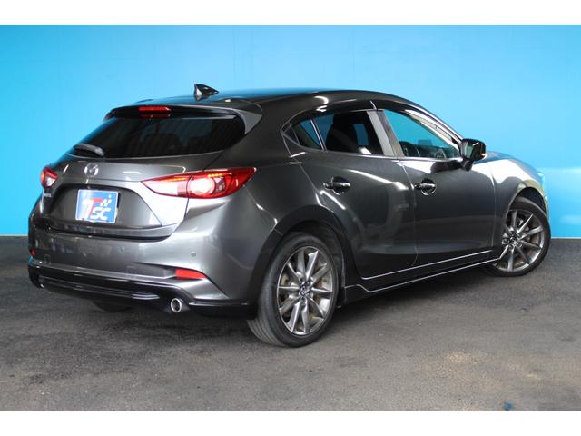 アクセラスポーツ ２２ＸＤ　Ｌパッケージ　ＢＯＳＥサウンド／禁煙／６速マニュアル／サンルーフ／マツダコネクトナビ／ターボ／パワーシート／ステアリングヒーター／シートヒーター／純正１８インチＡＷ／ＥＴＣ／バックカメラ／Ｂｌｕｅｔｏｏｔｈ接続／（38枚目）