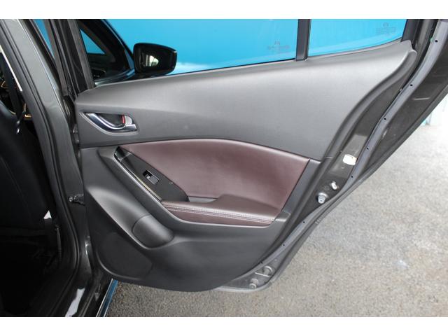 アクセラスポーツ ２２ＸＤ　Ｌパッケージ　ＢＯＳＥサウンド／禁煙／６速マニュアル／サンルーフ／マツダコネクトナビ／ターボ／パワーシート／ステアリングヒーター／シートヒーター／純正１８インチＡＷ／ＥＴＣ／バックカメラ／Ｂｌｕｅｔｏｏｔｈ接続／（53枚目）