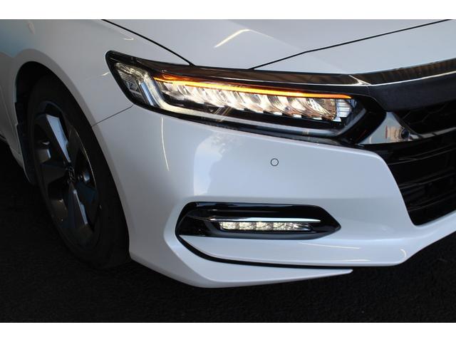 アコード EX 禁煙車/サンルーフ/純正ディスプレイオーディオ/バックカメラ/ホンダセンシング/アダプティブクルーズコントロール/黒革シート/シートヒーター/パワーシート/LEDヘッドライト/純正18アルミホイール(17枚目)