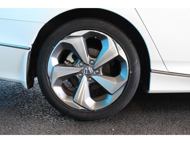 アコード EX 禁煙車/サンルーフ/純正ディスプレイオーディオ/バックカメラ/ホンダセンシング/アダプティブクルーズコントロール/黒革シート/シートヒーター/パワーシート/LEDヘッドライト/純正18アルミホイール(34枚目)