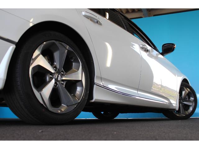 アコード EX 禁煙車/サンルーフ/純正ディスプレイオーディオ/バックカメラ/ホンダセンシング/アダプティブクルーズコントロール/黒革シート/シートヒーター/パワーシート/LEDヘッドライト/純正18アルミホイール(42枚目)