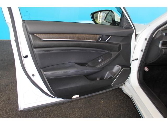 アコード EX 禁煙車/サンルーフ/純正ディスプレイオーディオ/バックカメラ/ホンダセンシング/アダプティブクルーズコントロール/黒革シート/シートヒーター/パワーシート/LEDヘッドライト/純正18アルミホイール(46枚目)