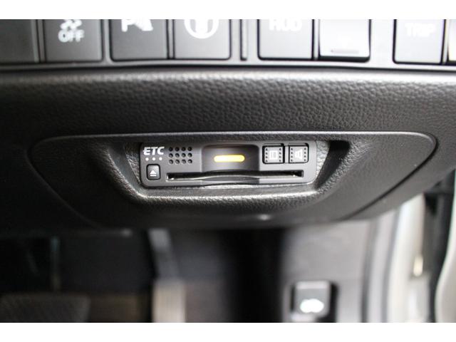 アコード EX 禁煙車/サンルーフ/純正ディスプレイオーディオ/バックカメラ/ホンダセンシング/アダプティブクルーズコントロール/黒革シート/シートヒーター/パワーシート/LEDヘッドライト/純正18アルミホイール(72枚目)