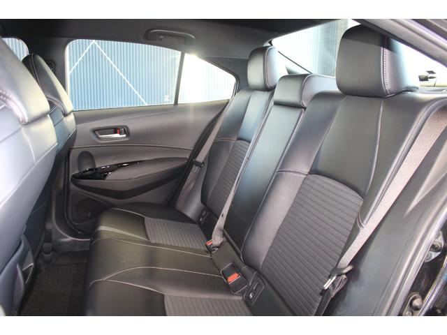 カローラ ダブルバイビー 禁煙車/モデリスタエアロ/セーフティセンス/純正9インチディスプレイオーディオ/バックカメラ/ハーフレザーシート/レーダークルーズコントロール/LEDヘッドライト/ETC2.0/ブルートゥース接続/(9枚目)