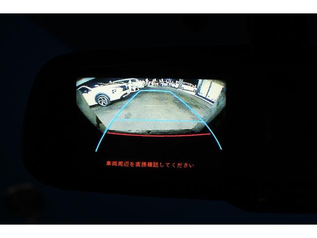 ハイエースワゴン GL 禁煙車/後期/4型/ベットキット付/後席モニター/LEDヘッドライト/社外16AW/レザー調シートカバー/オートライト/ウォークスルー/左パワースライドドア/スマートキー/バックカメラ/ブルートゥース(14枚目)