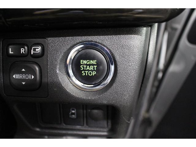 ハイエースワゴン GL 禁煙車/後期/4型/ベットキット付/後席モニター/LEDヘッドライト/社外16AW/レザー調シートカバー/オートライト/ウォークスルー/左パワースライドドア/スマートキー/バックカメラ/ブルートゥース(60枚目)