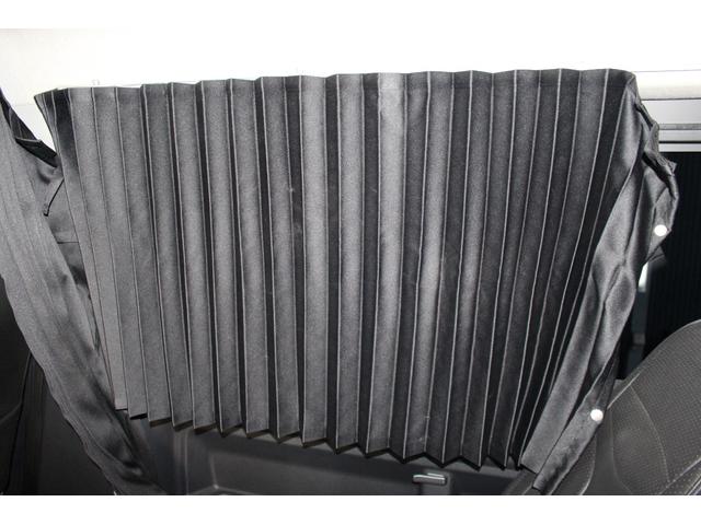 ハイエースワゴン GL 禁煙車/後期型/4.5型/セーフティセンス/ベットキット/エアロ/後席モニター/Panasonicナビ/バックカメラ/フルセグ/LEDヘッドライト/パワースライドドア/ステアリングスイッチ/ETC(38枚目)