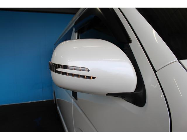 ハイエースワゴン GL 禁煙車/後期型/4.5型/セーフティセンス/ベットキット/エアロ/後席モニター/Panasonicナビ/バックカメラ/フルセグ/LEDヘッドライト/パワースライドドア/ステアリングスイッチ/ETC(61枚目)