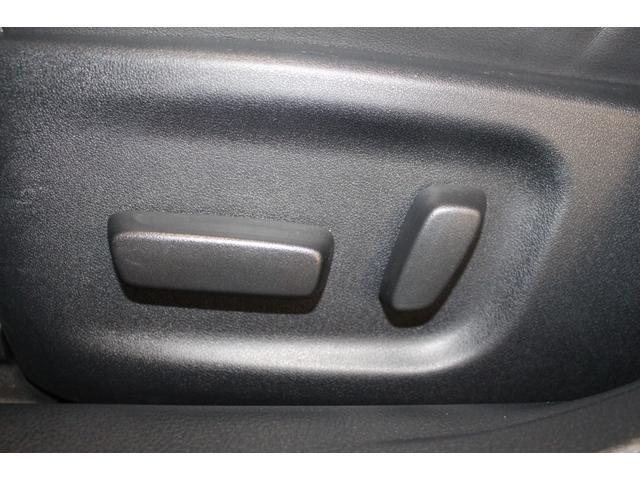 クラウンハイブリッド アスリートS ブラックスタイル 禁煙車/ムーンルーフ/黒レザーシート/純正8インチナビ/バックカメラ/フルセグ/パワーシート/シートベンチレーション/シートヒーター/HIDヘッドライト/クリアランスソナー/プッシュスタート/ETC(71枚目)