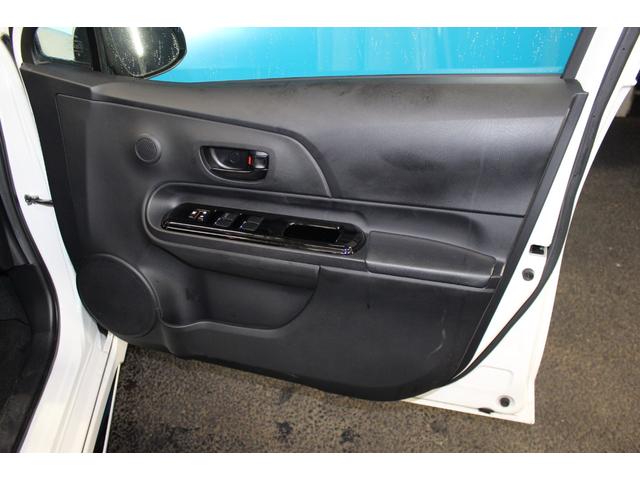 アクア Sスタイルブラック セーフティセンスC/エアロ/衝突軽減/レーンアシスト/オートマチックハイビーム/LEDライト/純正7インチナビ/バックカメラ/ドライブレコーダーETC/ブルートゥース/オートライト/スマートキー(49枚目)