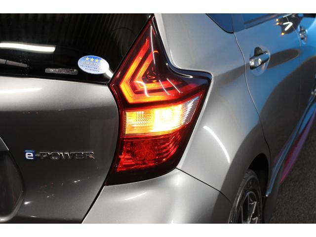 ノート ｅ－パワーニスモ　インテリジェントアラウンドビューモニター／ＬＥＤヘッドランプ／純正１６インチアルミ／純正７インチナビ／エアロ／フルセグ／衝突軽減システム／Ｂｌｕｅｔｏｏｔｈ／スマートキー／レーンアシスト／ＥＴＣ／（44枚目）