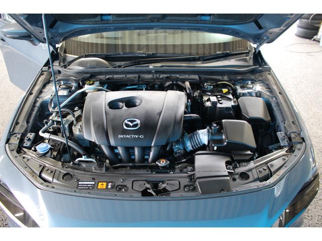 ＭＡＺＤＡ３ファストバック ２０Ｓ　Ｌパッケージ　禁煙車／ＢＯＳＥ／全周囲カメラ／スマートブレーキサポート／ブラインドスポットモニター／ヘッドアップディスプレイ／パドルシフト／シートメモリー／ステアリングヒーター／社外１８ＡＷ／革シート／寒冷地仕様（11枚目）