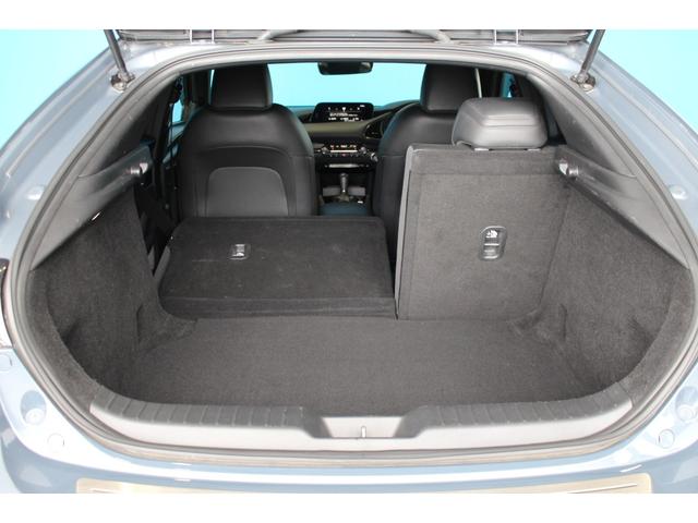 ＭＡＺＤＡ３ファストバック ２０Ｓ　Ｌパッケージ　禁煙車／ＢＯＳＥ／全周囲カメラ／スマートブレーキサポート／ブラインドスポットモニター／ヘッドアップディスプレイ／パドルシフト／シートメモリー／ステアリングヒーター／社外１８ＡＷ／革シート／寒冷地仕様（42枚目）