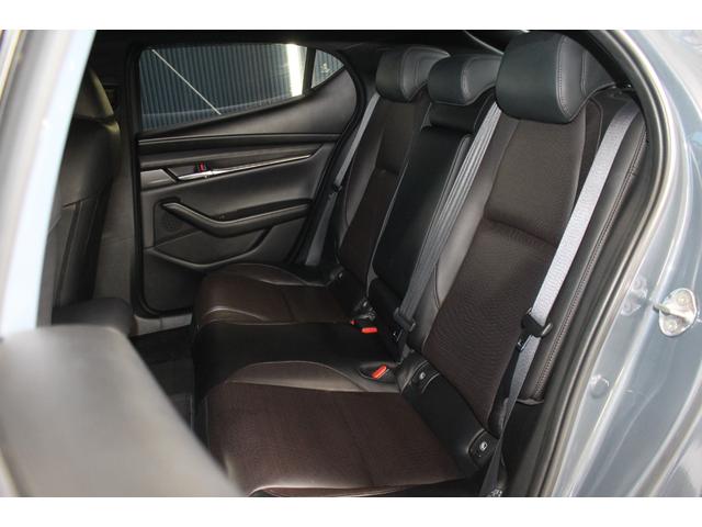 ＭＡＺＤＡ３ファストバック ２０Ｓ　Ｌパッケージ　禁煙車／ＢＯＳＥ／全周囲カメラ／スマートブレーキサポート／ブラインドスポットモニター／ヘッドアップディスプレイ／パドルシフト／シートメモリー／ステアリングヒーター／社外１８ＡＷ／革シート／寒冷地仕様（45枚目）