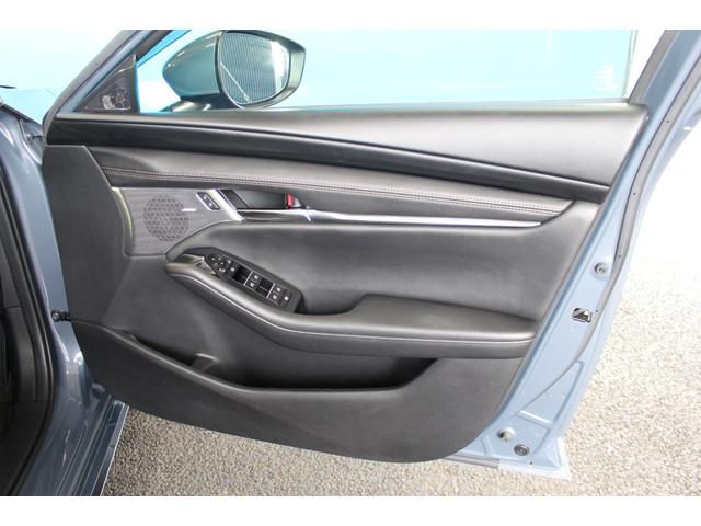 ＭＡＺＤＡ３ファストバック ２０Ｓ　Ｌパッケージ　禁煙車／ＢＯＳＥ／全周囲カメラ／スマートブレーキサポート／ブラインドスポットモニター／ヘッドアップディスプレイ／パドルシフト／シートメモリー／ステアリングヒーター／社外１８ＡＷ／革シート／寒冷地仕様（46枚目）