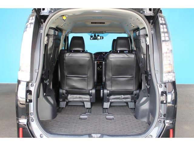 ヴォクシー ハイブリッドV 禁煙車/7人乘り/ALPINE10インチナビ/バックカメラ/フルセグ/両側パワースライドドア/クルーズコントロール/シートヒーター/プッシュスタート/LEDヘッドライト/ブルートゥース接続/ETC/(10枚目)