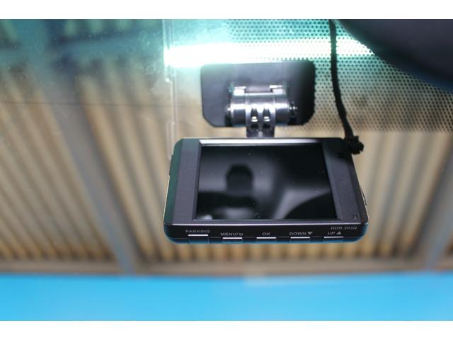 SC SC430 禁煙車/寒冷地仕様/クルーズコントロール/マークレビンソンプレミアムシステム/リアスポイラー/インテリジェントAFS/パワーシート/革シート/シートヒーター/純正ナビ/ETC/キーレス/CD/DVD(20枚目)