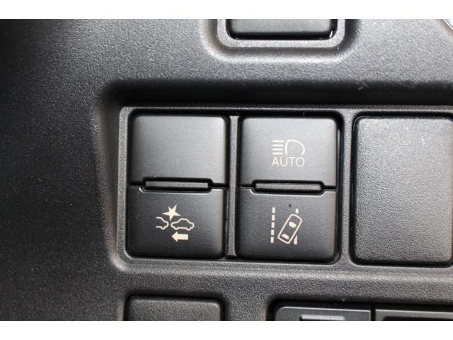 ヴォクシー ZS 煌 禁煙/オプションカラー/セーフティセンスC/ALPINE11ナビ/ALPINE後席モニター12.8型/バックカメラ/両側電動スライドドア/LEDライト/レーンアシスト/オートマチックハイビーム/ETC(19枚目)