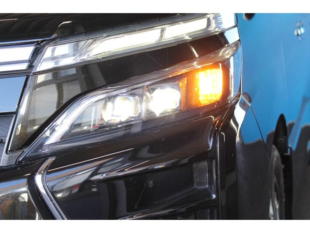 ヴォクシー ZS 煌 禁煙/オプションカラー/セーフティセンスC/ALPINE11ナビ/ALPINE後席モニター12.8型/バックカメラ/両側電動スライドドア/LEDライト/レーンアシスト/オートマチックハイビーム/ETC(31枚目)