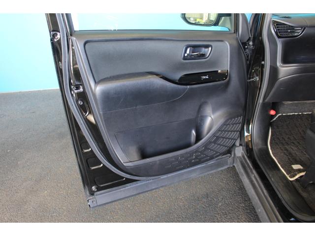 ヴォクシー ZS 煌 禁煙/オプションカラー/セーフティセンスC/ALPINE11ナビ/ALPINE後席モニター12.8型/バックカメラ/両側電動スライドドア/LEDライト/レーンアシスト/オートマチックハイビーム/ETC(47枚目)