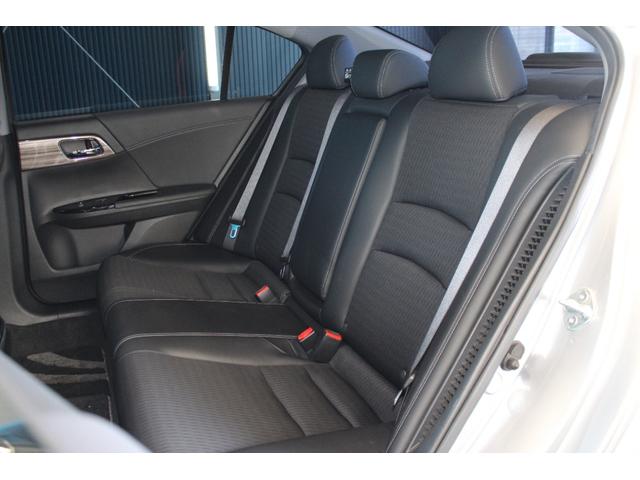 アコードハイブリッド EX TEIN車高調/ホンダセンシング/純正ナビ/バックカメラ/ETC/シートメモリー/シートヒーター/ドライブレコーダー/LEDヘッドライト/禁煙/レーダークルーズコントロール/ブルートゥース接続/(26枚目)