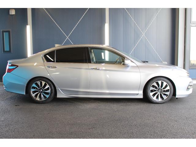 アコードハイブリッド EX TEIN車高調/ホンダセンシング/純正ナビ/バックカメラ/ETC/シートメモリー/シートヒーター/ドライブレコーダー/LEDヘッドライト/禁煙/レーダークルーズコントロール/ブルートゥース接続/(54枚目)