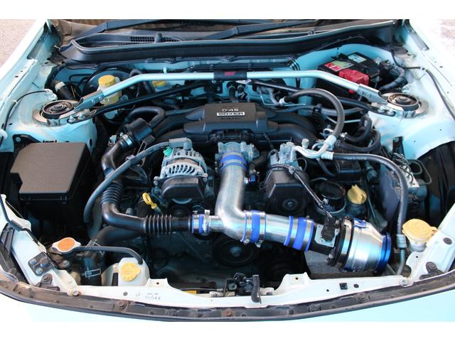 【錆の少ないエンジン部分】納車前にはしっかりと整備をさせて頂きます。ご不明点やご来店のお際は是非お電話でご連絡下さい！