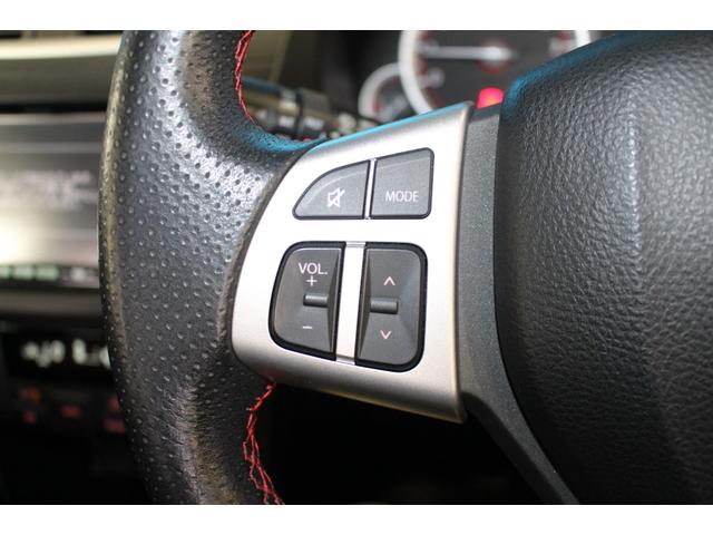 スイフトスポーツ ベースグレード 6速MT/禁煙車/パナソニック製SDナビ/フルセグTV/クルーズコントロール/ETC/スマートキー/HIDライト/純正フルエアロ/純正17インチAW/ミラーウィンカー/ステアリングリモコン/買取車(13枚目)