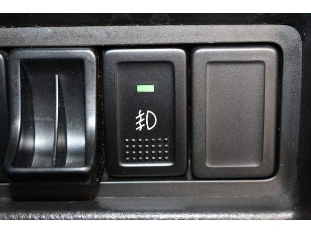 スイフトスポーツ ベースグレード 6速MT/禁煙車/パナソニック製SDナビ/フルセグTV/クルーズコントロール/ETC/スマートキー/HIDライト/純正フルエアロ/純正17インチAW/ミラーウィンカー/ステアリングリモコン/買取車(41枚目)