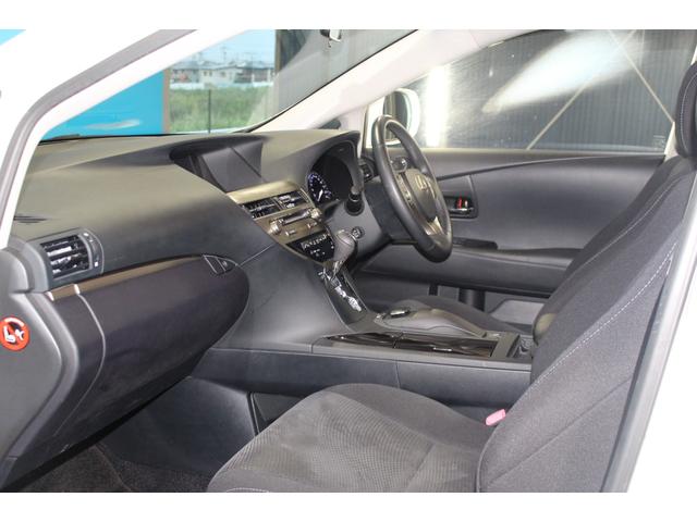 【禁煙車】車内は勿論、シートの焦げ跡や嫌な臭いも御座いません！ご不明点やご来店のお際は是非お電話でご連絡下さい！