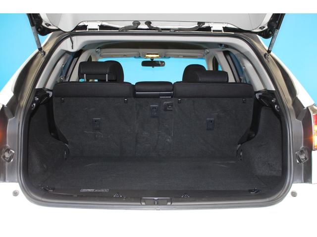 幅・奥行き共に十分なスペースを確保したトランクルームです！日常のお買い物や旅行にも対応したスペースを確保していますので是非現車を確認して下さい！